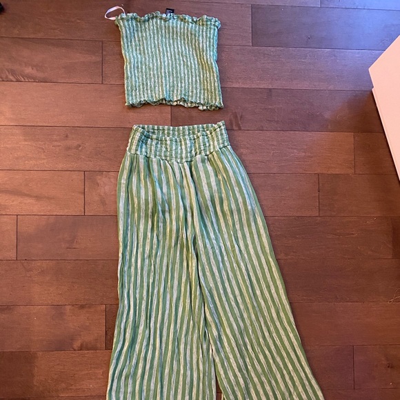 2 set - Picture 1 of 4